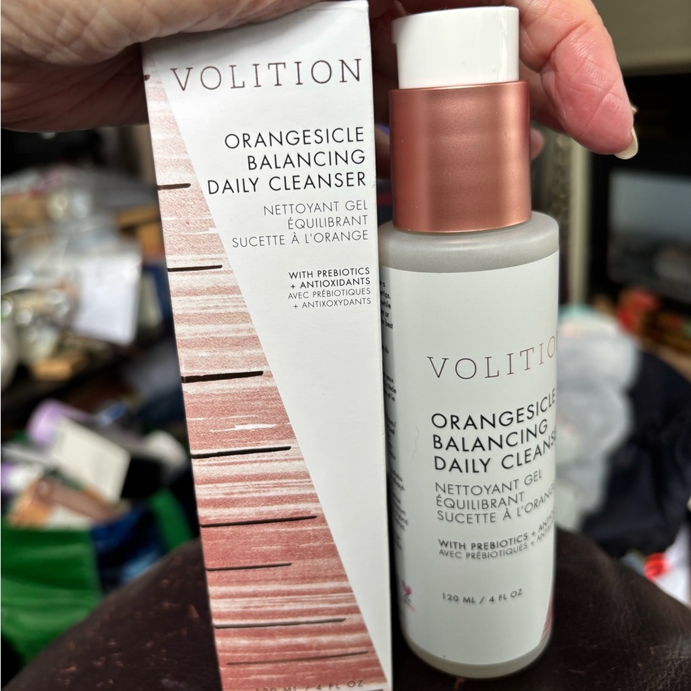 Volition Orangesicle Balancing Daily Cleanser 120ml.  New In Box!